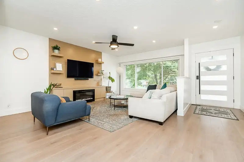 8670 11TH AVENUE - photo 3 of 29