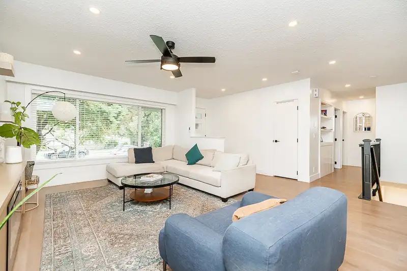 8670 11TH AVENUE - photo 4 of 29