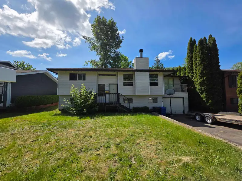 35378 WELLS GRAY AVENUE - photo 1 of 12