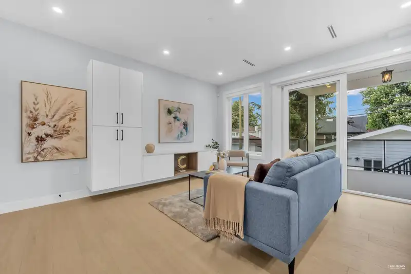 2617 MCGILL STREET - photo 4 of 36