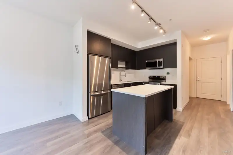 103 13623 81A AVENUE - photo 4 of 27