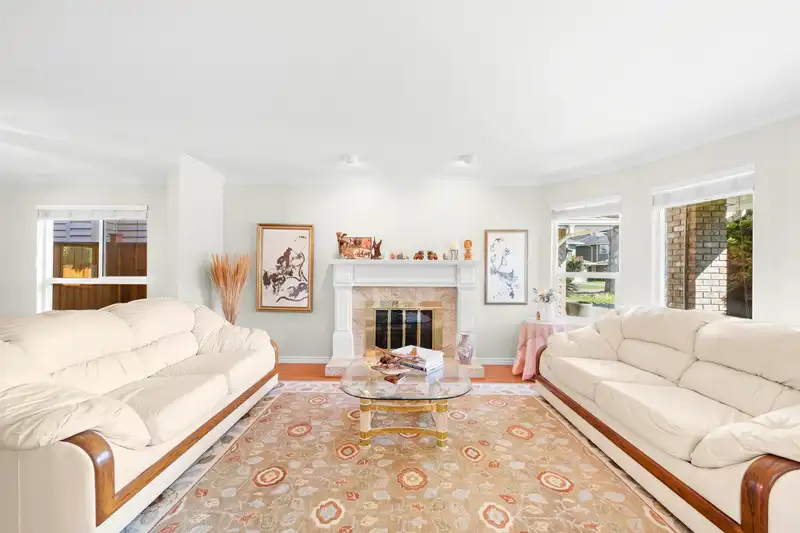 6291 GARRISON COURT - photo 4 of 34