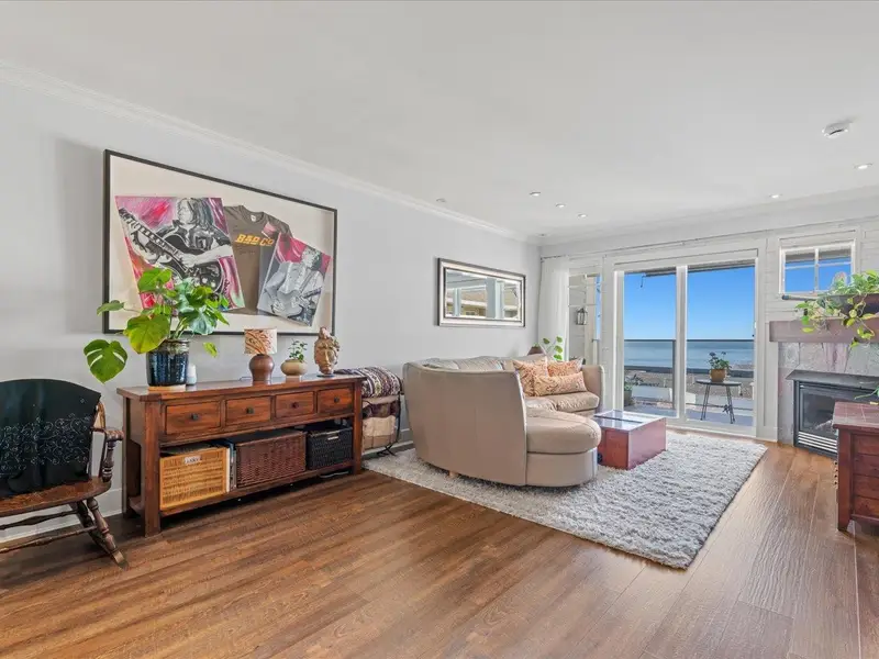 406 15621 MARINE DRIVE - photo 2 of 25