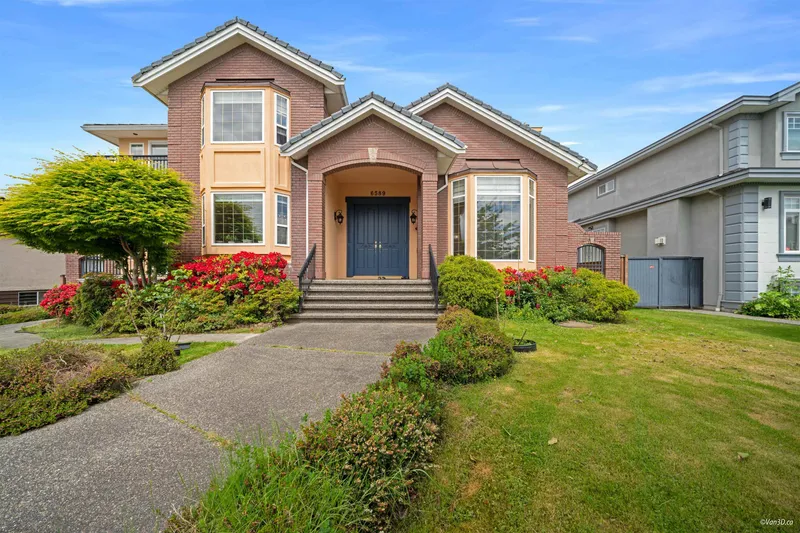 6589 KITCHENER STREET - photo 1 of 25