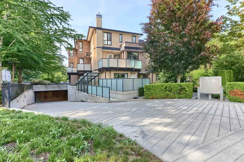 31 1863 WESBROOK MALL - photo 1 of 25