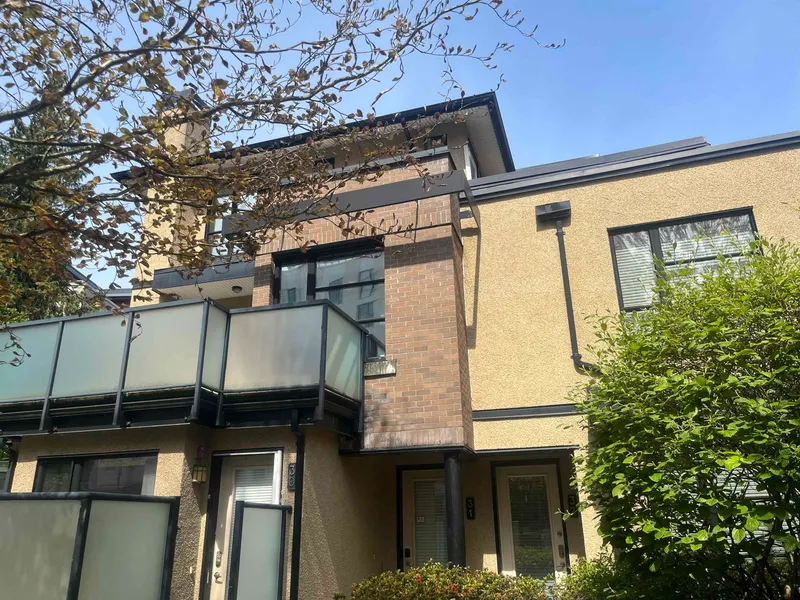 31 1863 WESBROOK MALL - photo 2 of 25