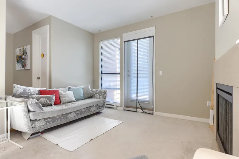 31 1863 WESBROOK MALL - photo 4 of 25