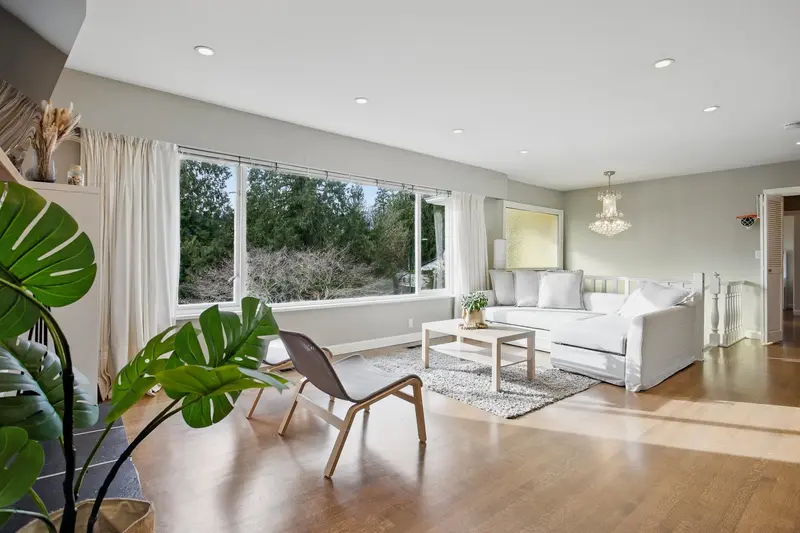 4938 REDONDA DRIVE - photo 4 of 25