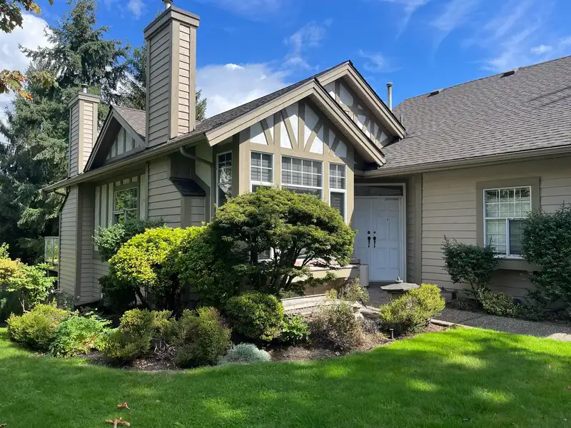 57 5221 OAKMOUNT CRESCENT - photo 1 of 36