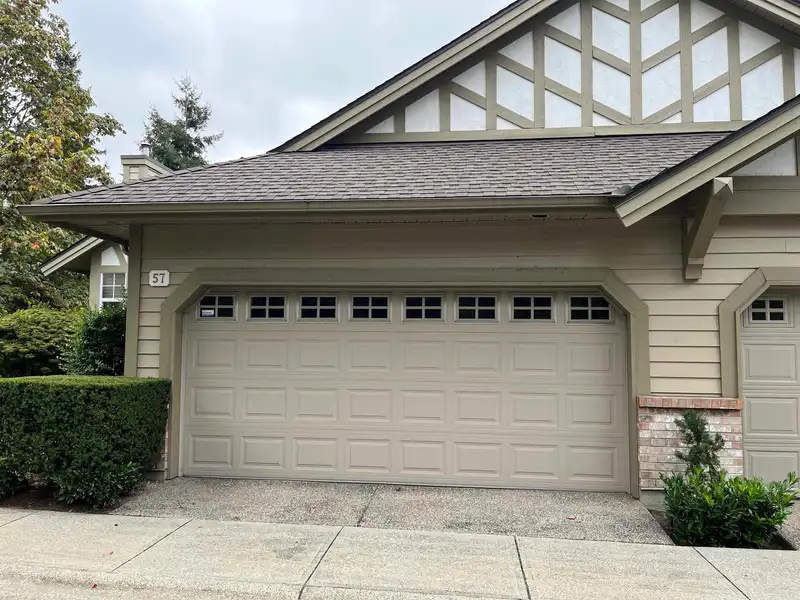 57 5221 OAKMOUNT CRESCENT - photo 2 of 36