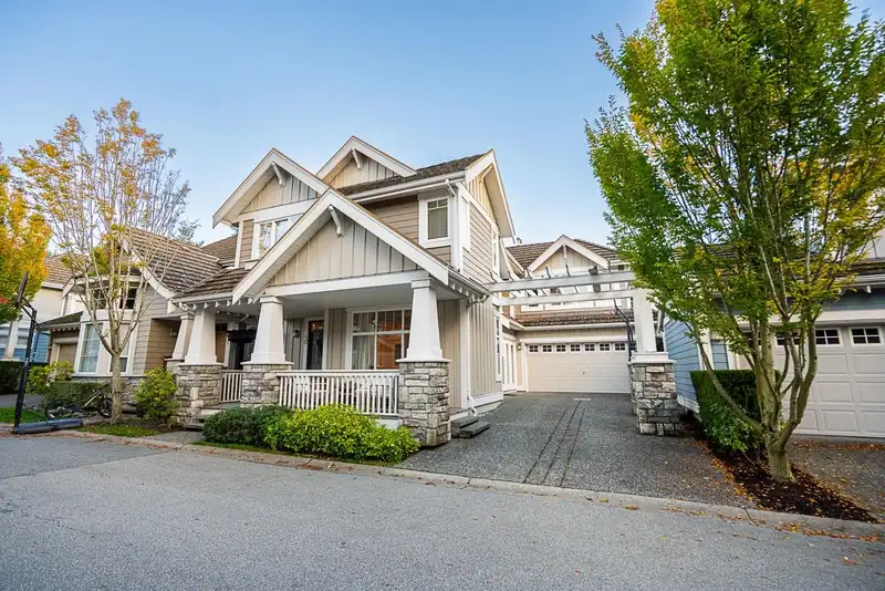 40 15288 36 AVENUE - photo 1 of 28