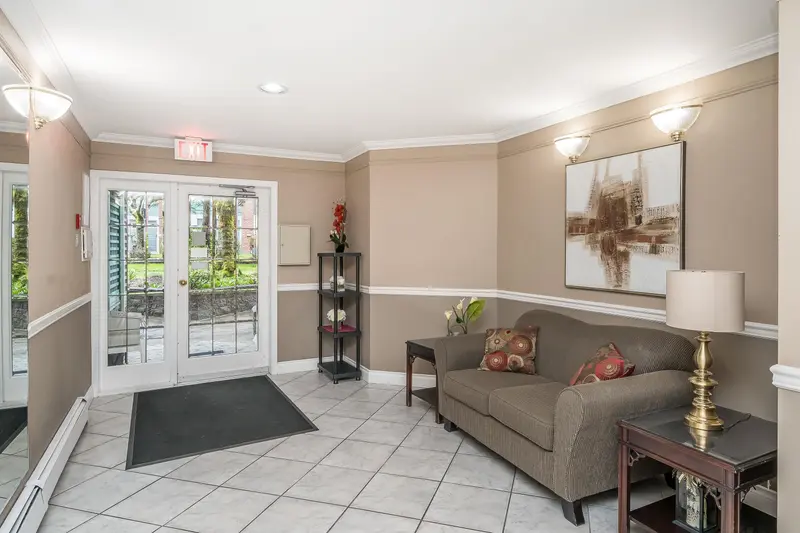 108 1675 AUGUSTA AVENUE - photo 4 of 25