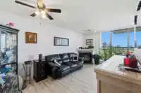 1104 10899 UNIVERSITY DRIVE - thumbnail 5