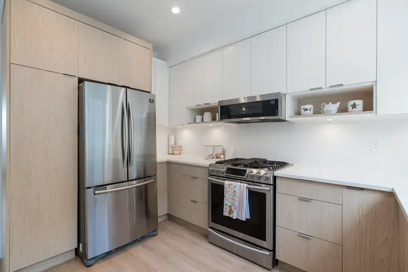 29 8140 166 STREET - photo 4 of 29