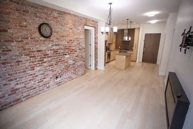 113 262 SALTER STREET - photo 4 of 38