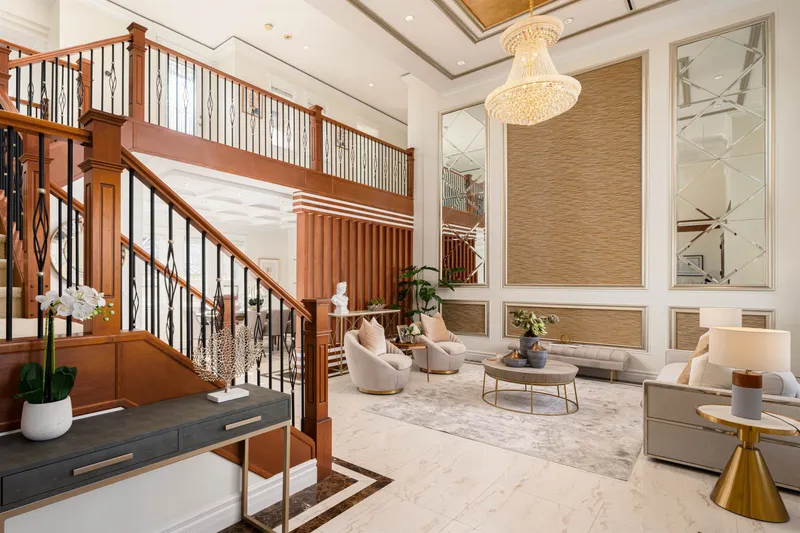 9351 CHAPMOND CRESCENT - photo 2 of 25