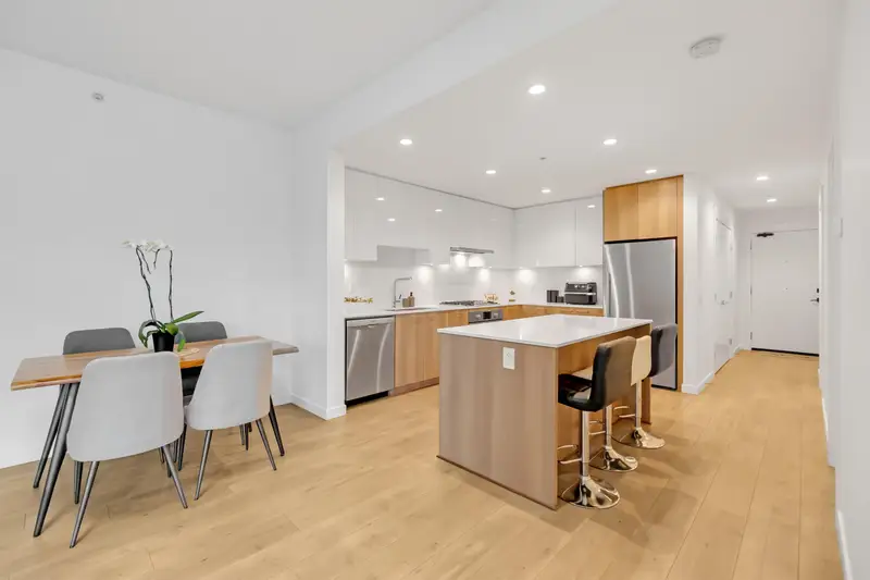 303 715 W 15 STREET - photo 1 of 14