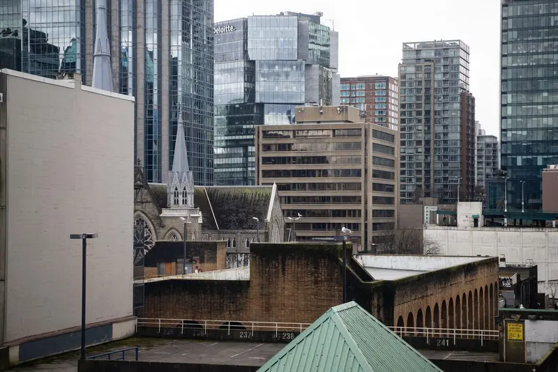 909 438 SEYMOUR STREET - photo 2 of 19