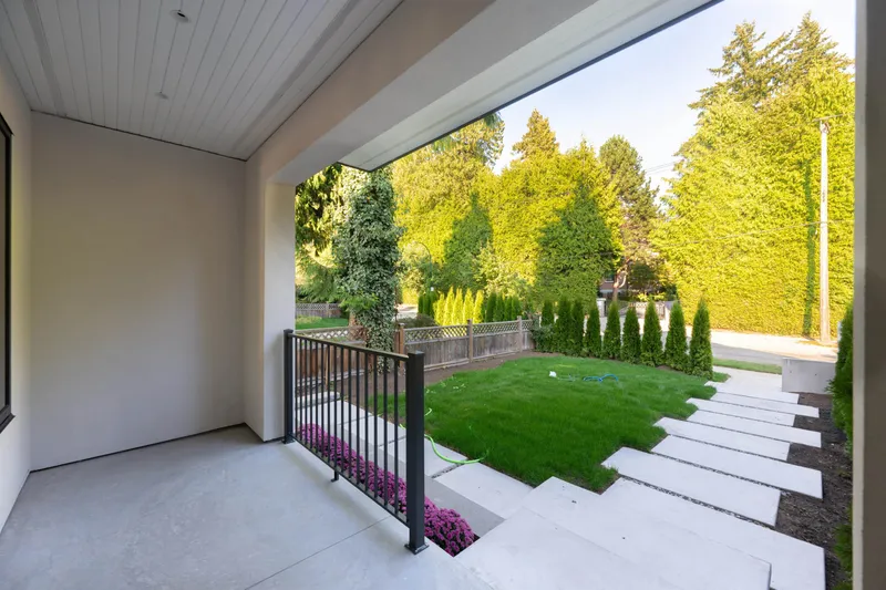 4475 WALLACE STREET - photo 3 of 25