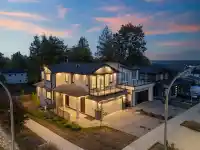 7028 205 STREET - thumbnail 2