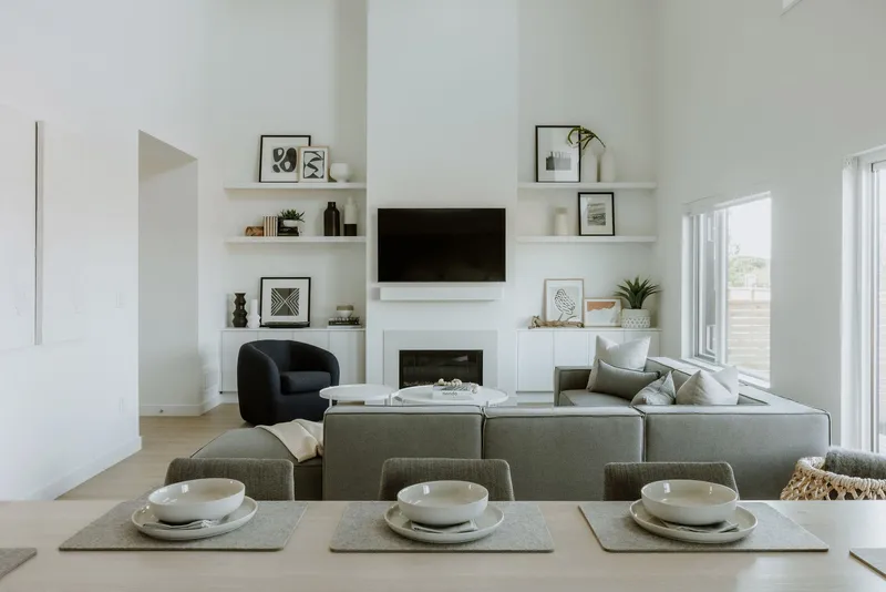 2476 ALDER WAY - photo 3 of 19