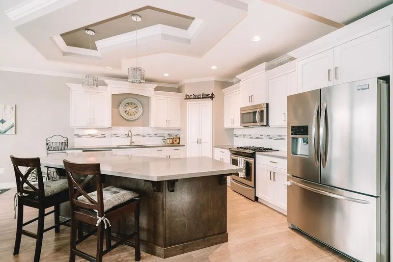 10543 248 STREET - photo 4 of 25