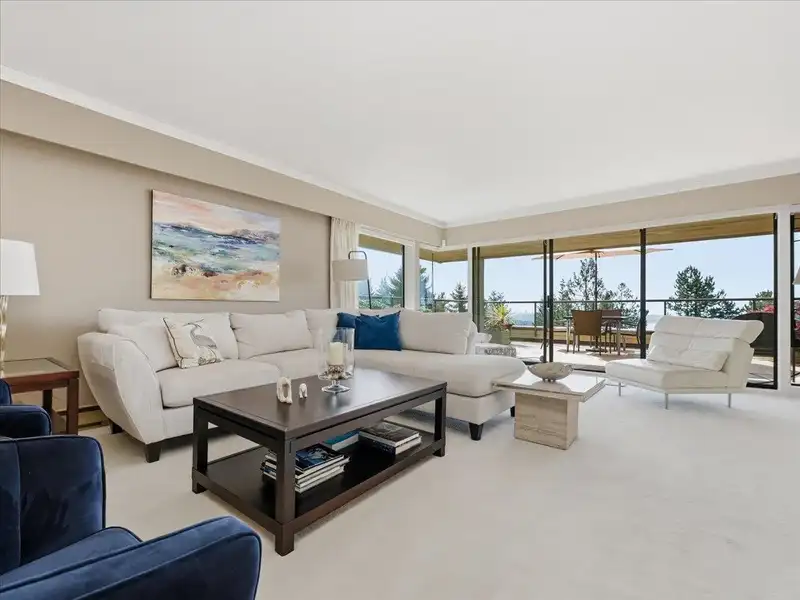 25 2236 FOLKESTONE WAY - photo 4 of 40