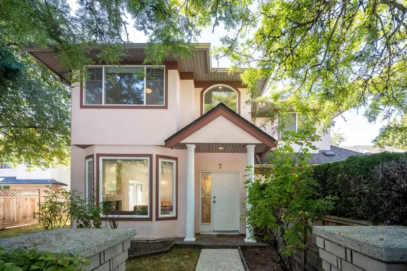 7 7651 MOFFATT ROAD - photo 1 of 38