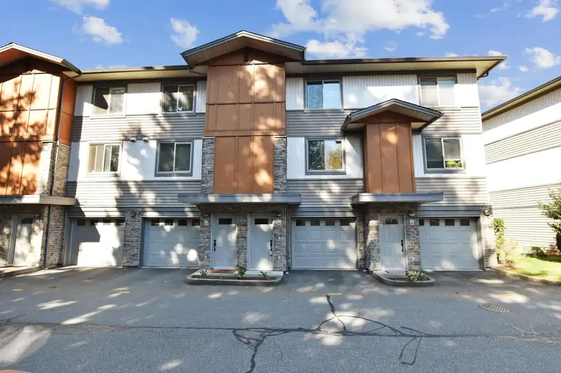 91 34248 KING ROAD - photo 1 of 33