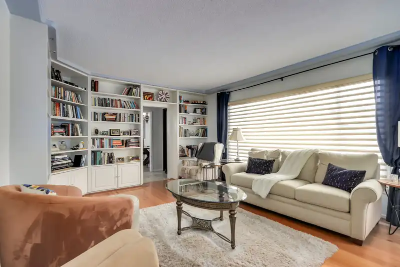 840 CHESTNUT STREET - photo 4 of 29