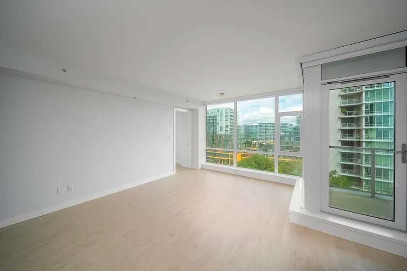 1005 6833 BUSWELL STREET - photo 2 of 25