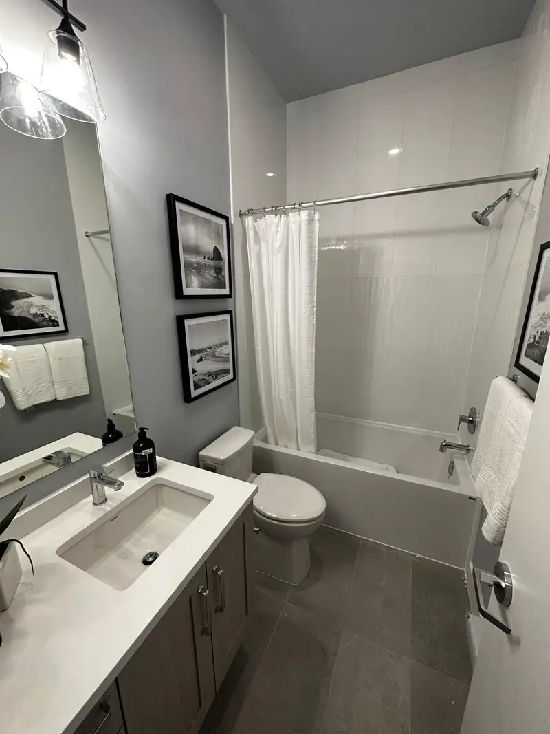 404 18811 72 AVENUE - photo 3 of 15