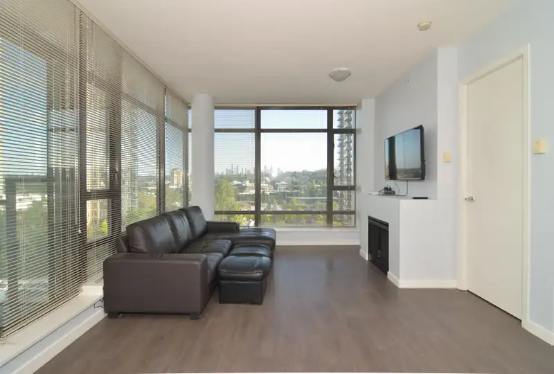 904 4250 DAWSON STREET - photo 3 of 18