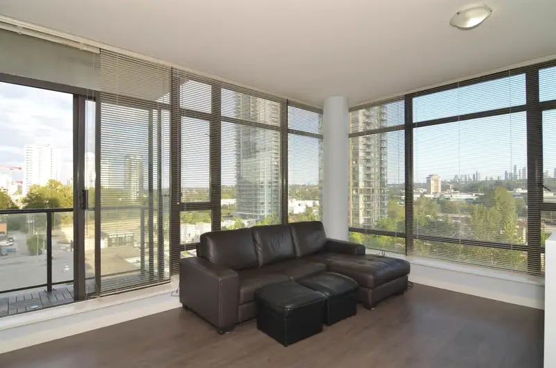 904 4250 DAWSON STREET - photo 4 of 18