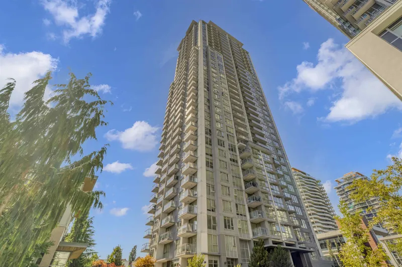 2703 13325 102A AVENUE - photo 1 of 25