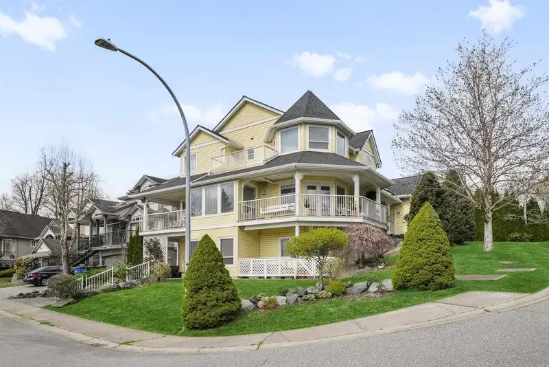 3449 PROMONTORY COURT - photo 1 of 40