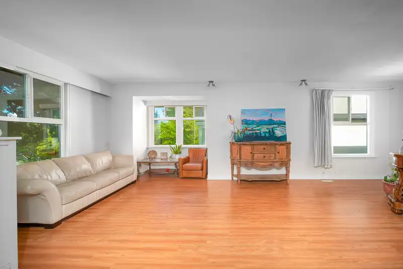 1623 W 66TH AVENUE - photo 2 of 22