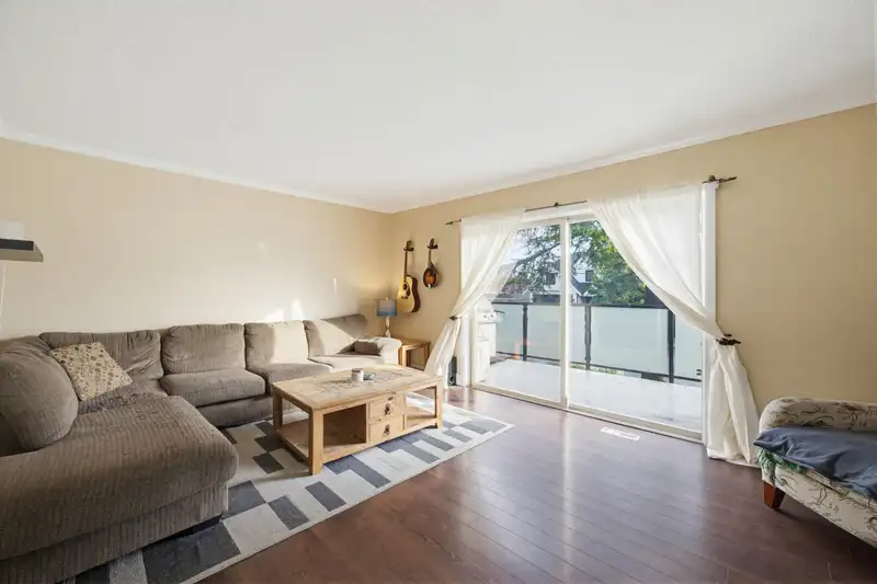 B 4901 LINDEN DRIVE - photo 4 of 28