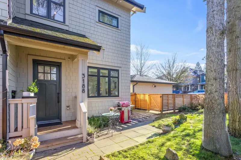 3188 INVERNESS STREET - photo 1 of 26