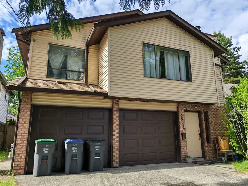 15077 98 AVENUE - photo 1 of 4