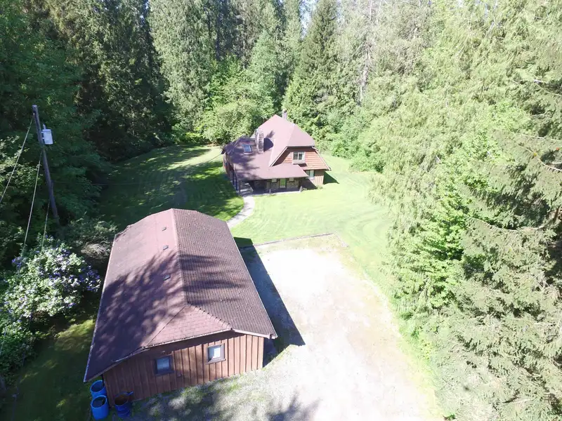 29933 ANDERSON AVENUE - photo 4 of 40