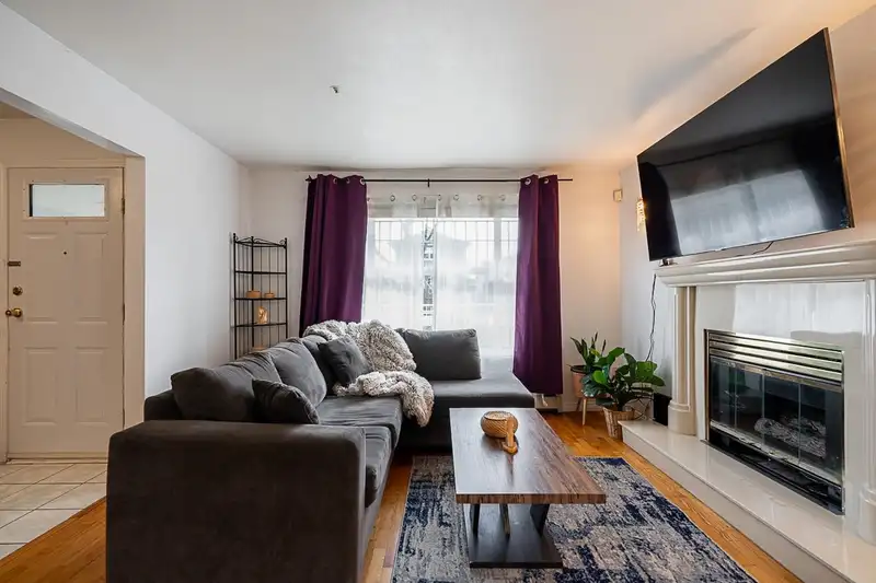 1407 E 12TH AVENUE - photo 3 of 30