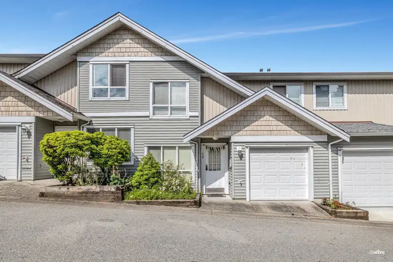 10 12128 68 AVENUE - photo 1 of 14