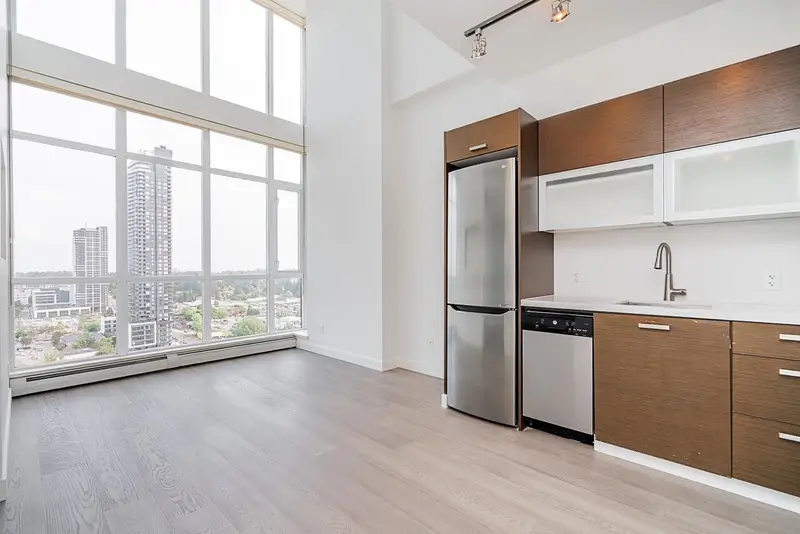 2501 10777 UNIVERSITY DRIVE - photo 4 of 25