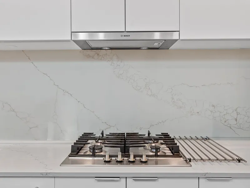 2203 537 COTTONWOOD AVENUE - photo 3 of 25