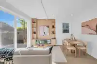 2 3034 E 5TH AVENUE - thumbnail 4