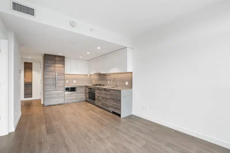 1008 1045 AUSTIN AVENUE - photo 3 of 31