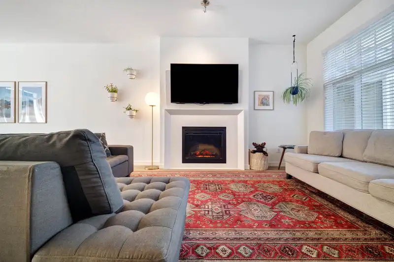 41 10500 DELSOM CRESCENT - photo 4 of 40