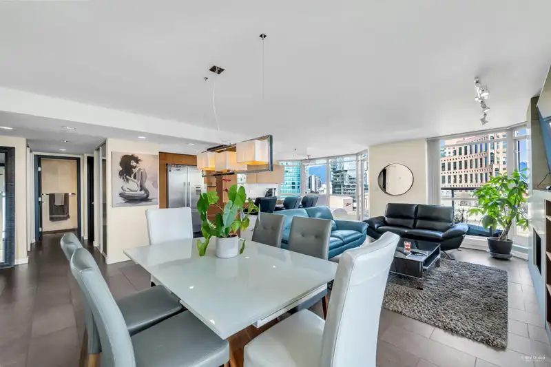 2201 867 HAMILTON STREET - photo 4 of 30