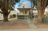 2673 PANDORA STREET - thumbnail 1